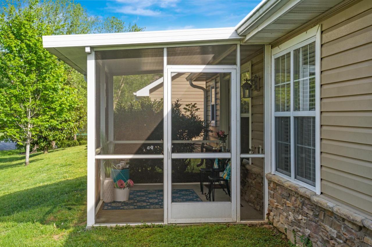 Luxe Quiet Townhouse W/Parking/Pool/By Dollywood Villa Pigeon Forge Eksteriør billede