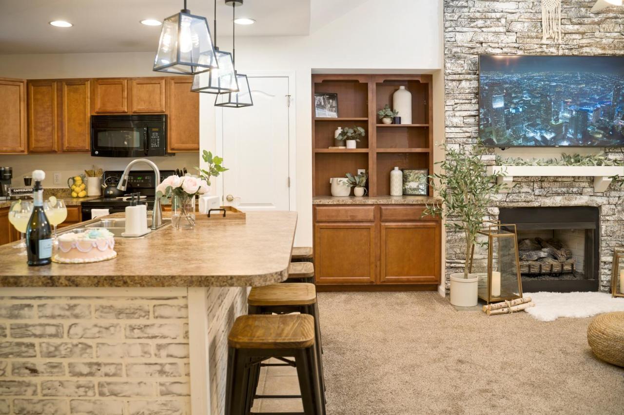 Luxe Quiet Townhouse W/Parking/Pool/By Dollywood Villa Pigeon Forge Eksteriør billede