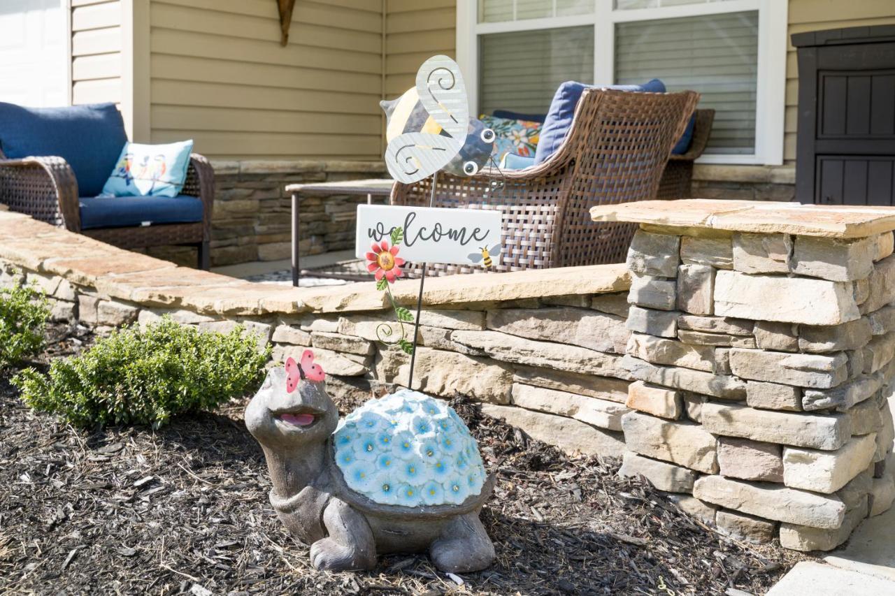 Luxe Quiet Townhouse W/Parking/Pool/By Dollywood Villa Pigeon Forge Eksteriør billede